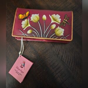 Magnifique Hand Painted Leather Wallet